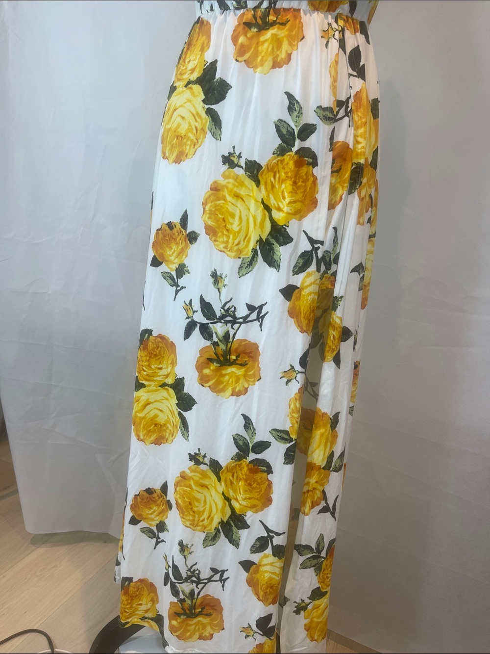 Vibe White Maxi Dress with Yellow Rose Print and Tie Sleeves - Picture 4 of 13